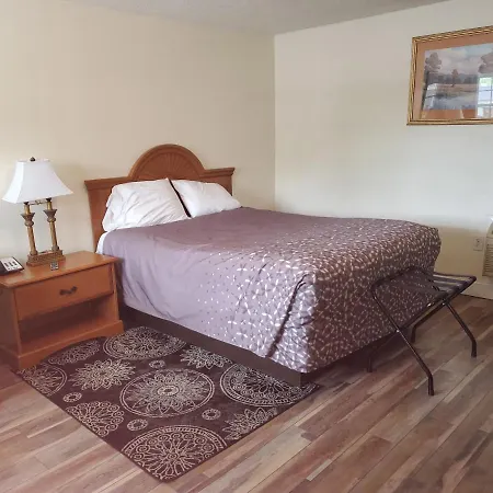 Turnpike Motel